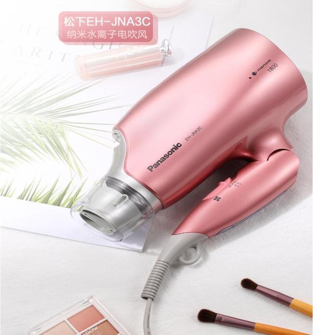 吹風(fēng)機(jī)哪個(gè)牌子好松下