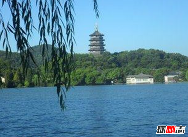 白蛇之謎:原來是雷峰塔地宮藏寶藏(大量佛教瑰寶)