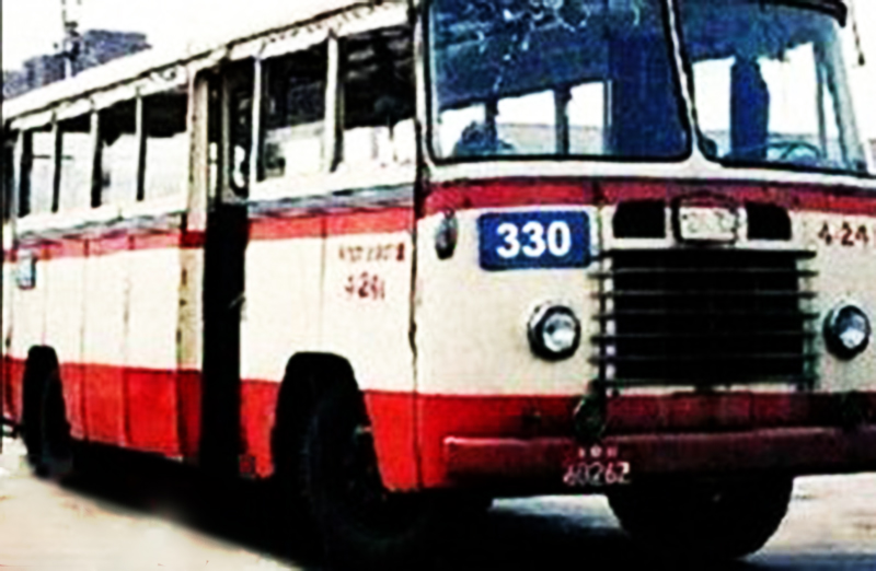 北京公交車330.jpg